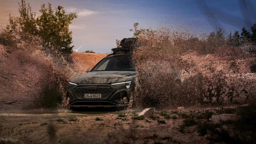 Το νέο Audi Q8 e-tron Edition Dakar... λατρεύει τη λάσπη!